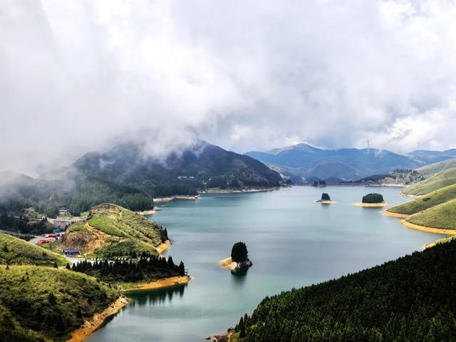 桂林：欢聚在天湖国家湿地公园！