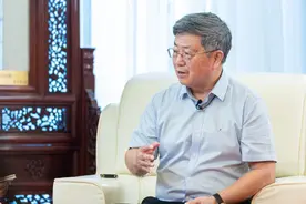 迟福林：以高质量发展为重要特征的新的发展时代已到来图片