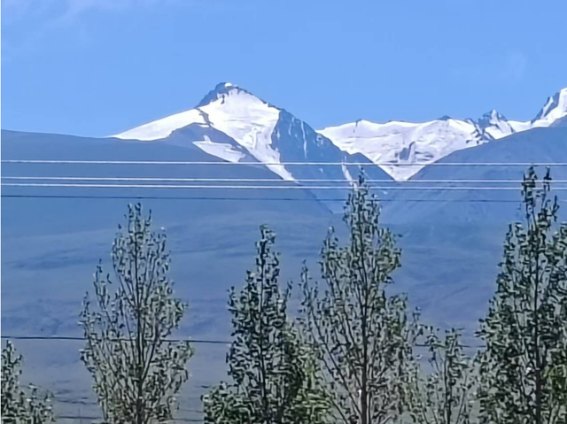 信步天山东段（西行篇七）