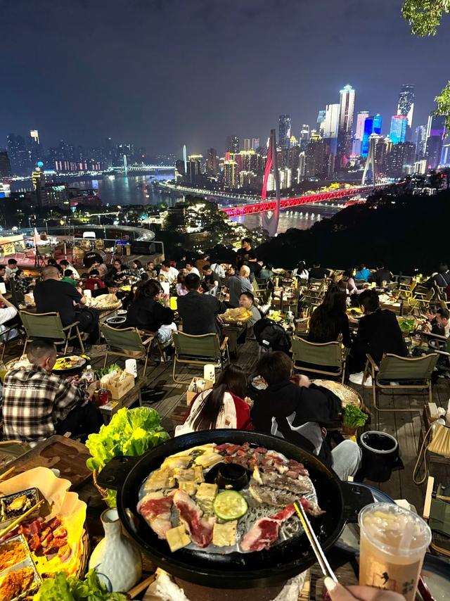 刚从重庆回来，说句大实话，能“劝”一个是一个！