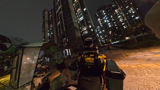 影石Insta360 X4 Air首发评测：2399元起，掀全景相机大众化元年？