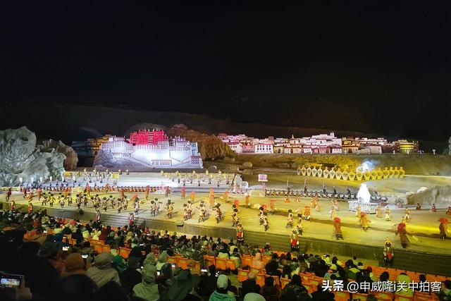 拉萨市：观看《文成公主》大型实景剧