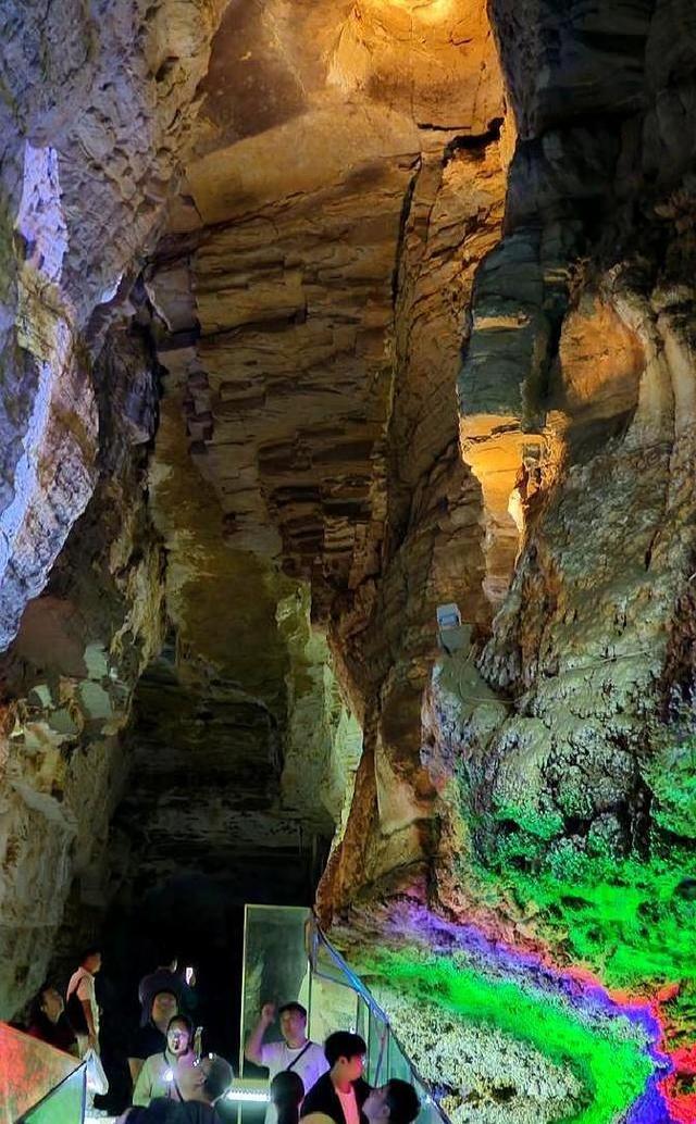 郑州村民无意一铲，挖出世界级奇观！数十年来闻名全国，至今仍爆