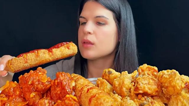 最初来自美军军营，如今成韩国“国民主食”！炸鸡如何征服韩国？