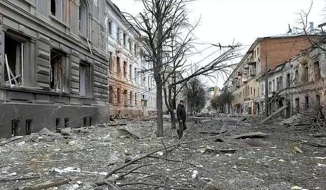 翻脸比翻书快，泽连斯基突然通知中国，准备迎接乌克兰的最新制裁