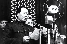 开国大典前夕，毛主席画像由画家专门创作，聂荣臻看完却说：不妥图片