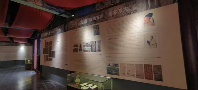 丽景门登临记：在晨光中叩问一座城