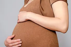 16年，西安高龄产妇生子，孩子降生后医生惊呼：他应该有“12岁”图片