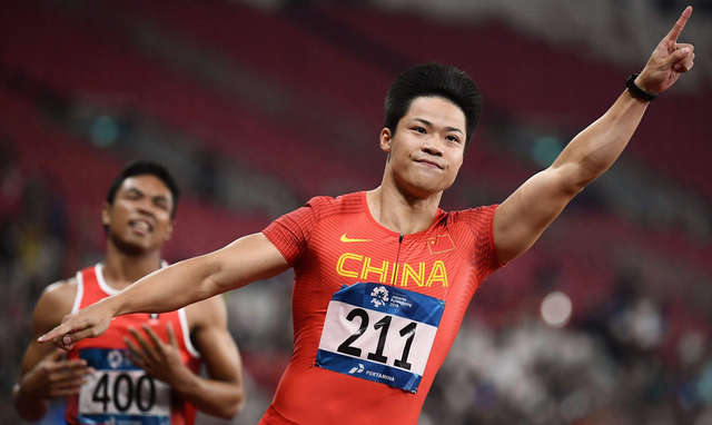 全红婵也没想到，香港火灾后	，院长苏炳添凭一举动实现口碑暴增