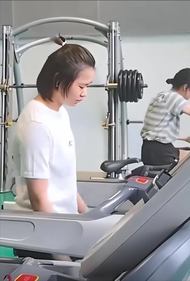 全红婵备战全运会画面曝光，才懂陈芋汐有多狠，郭晶晶又说对了