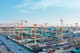 汽车产业成为我国最大经济支柱，产值10.65万亿，利润只4623亿图片