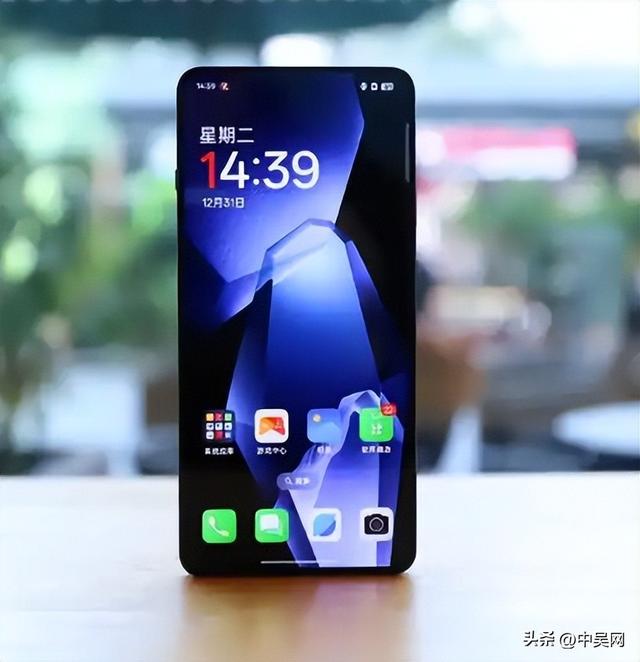 2025最值得入手的4款高性价比手机，7-9月重点考虑，性能党“闭眼入”