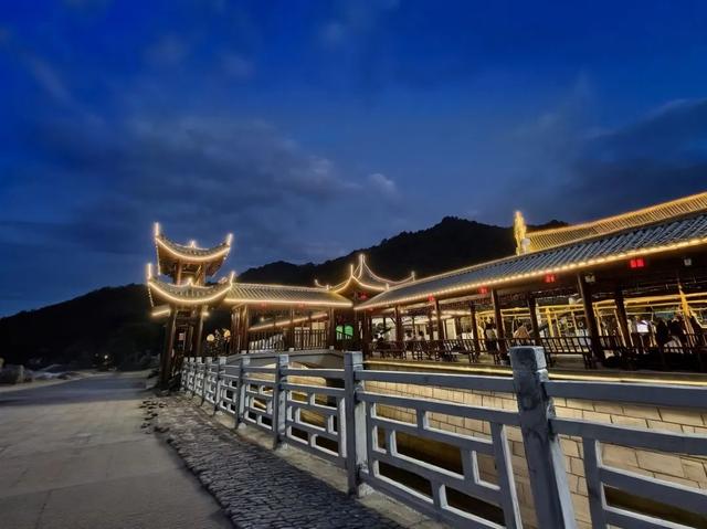 三伏消夏：来自庐镇“小街·拾光”的多重浪漫