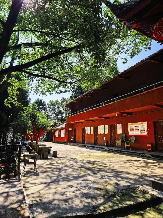 与青城山齐名！成都南门0.5h直达小众古寺，人少景美徒步好去处！