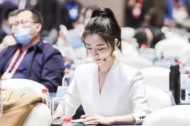 流量在哪里，“薇娅们”就在哪里图片