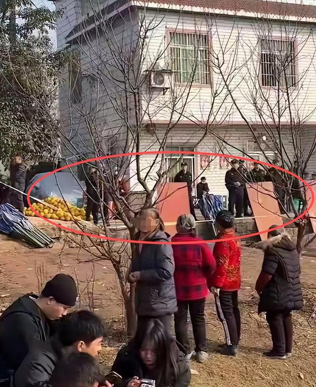 呆呆妹也没想到，杀猪宴结束才1天	， 一家人已走上了大衣哥的老路