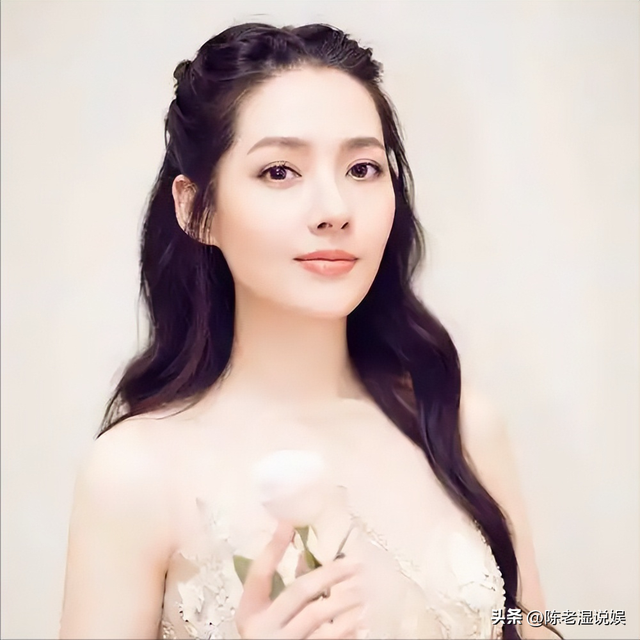 里子面子全丢了！被爆出轨闷不吭声的向佐，没给郭碧婷留一丝体面