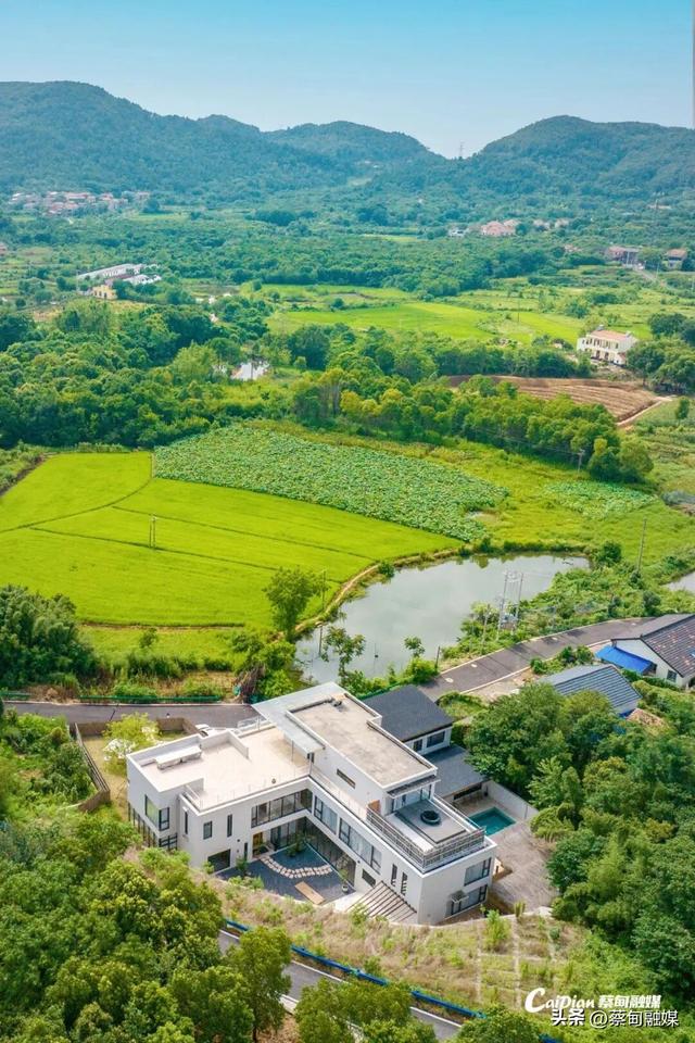 还不知道吧？蔡甸索河山环水绕育真温泉