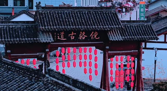 2025年的秦岭山麓依旧迷人