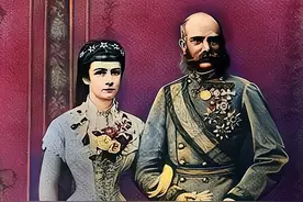 真实的茜茜公主和丈夫的合影：40厘米细腰美女，配秃顶大胡子皇帝图片