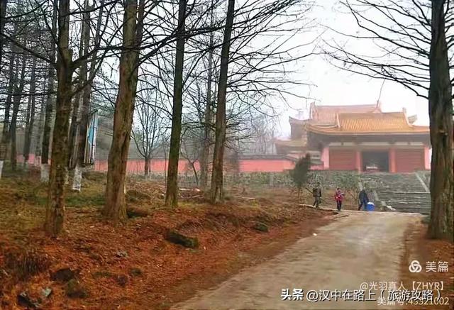 骑游陕南的三大古寺庙