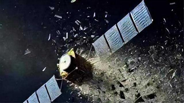 太空上演惊魂一刻！神舟二十号遭神秘物体撞击，返回任务紧急暂停