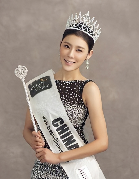 李泽楷被她迷得神魂颠倒，林丹为她不顾妻儿	，她究竟有什么魅力？