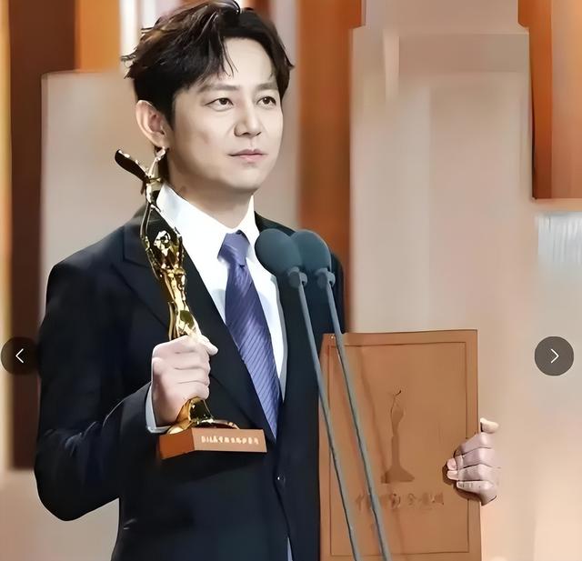 钱再多有什么用，51岁何炅现状，给所有的中年男性提个醒