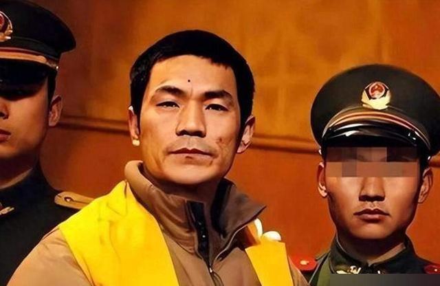 2002年，东北第一杀手李正光被执行死刑，临走要求：想喝一碗白酒