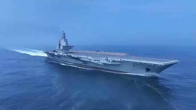 建舰海试遇美军核潜艇！中美南海同期行动，第一岛链再起波澜！