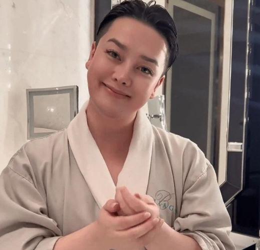 央视怒批！人民日报点名封杀！这5位目无法纪的大网红，彻底凉凉