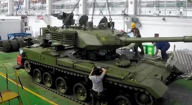 和柬埔寨打了一架，泰国终于想通了：当年就应该全买中国VT-4