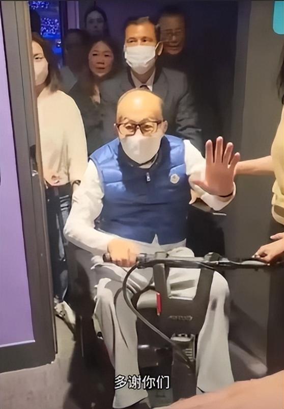 2909亿身家有何用？97岁的李嘉诚无力回天，两个60岁儿子已成心病