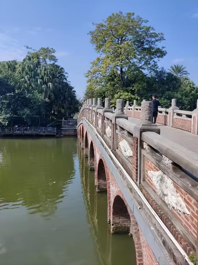 又来广东之六十 阳江篇之五 中山公园