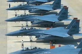 中美空军到底还差在哪？战斗机性能规模均已追上，预警机更是超越图片