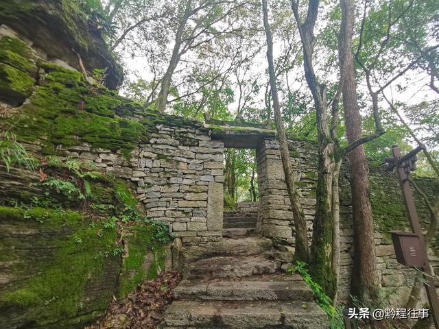 寻找一片僧人墓地，佛门高僧竟然最后落得尸骸无存