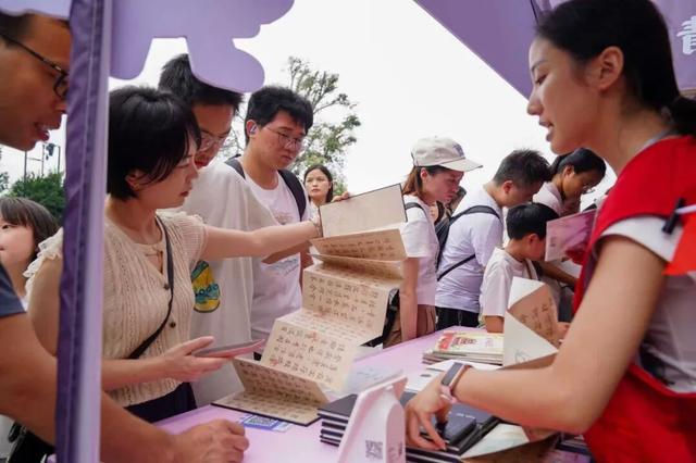 火爆！国庆中秋假期首日，超50000人次打卡岳阳楼景区