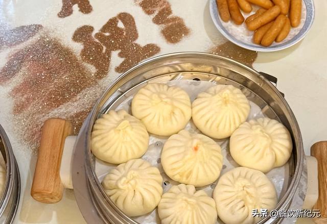 天津的人嘴真严啊，去天津吃了1次狗不理包子，再也没有第2次了