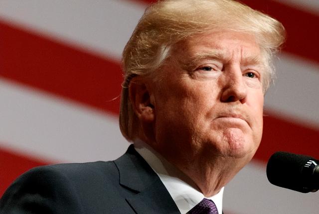 特朗普的谎言，拟对欧洲征收高额关税，关税威胁背后有什么原因？