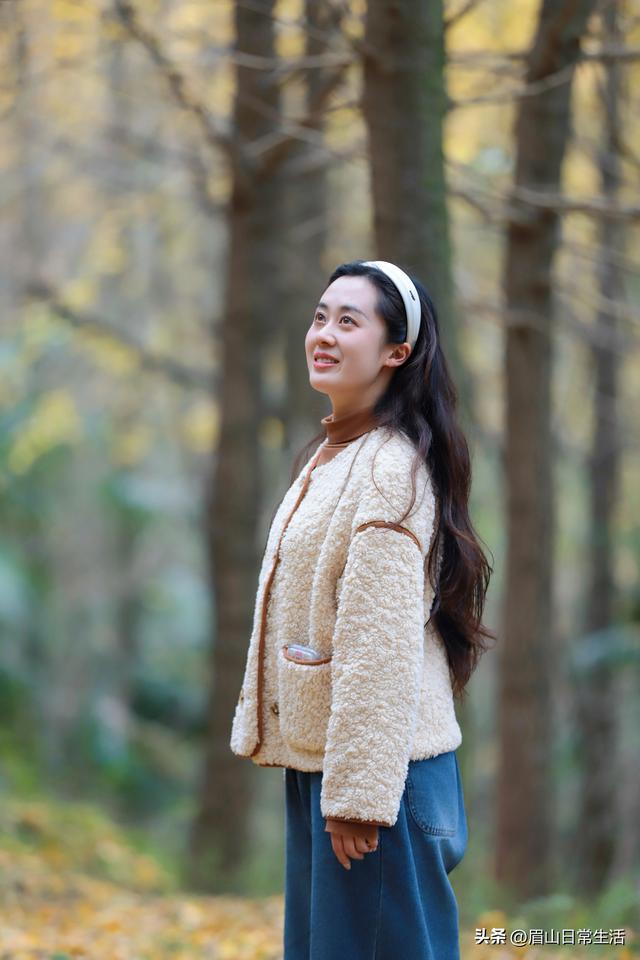 赴一场银杏之约 共享丹棱金色长廊的冬日浪漫