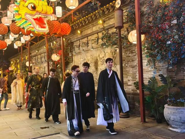 Wow！国际体验官西青行：爱爱爱不完！