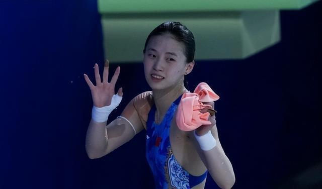 全运会夺金仅1个月，陈芋汐再破天花板，全红婵的话终于有人信了