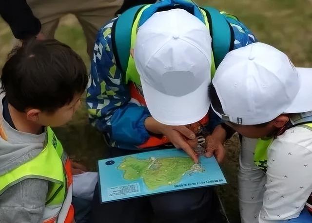 周五宠粉日｜去户外定格温馨家庭时光，更有全能亲子通关赛免费参赛名额等你来领！