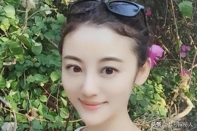 原来她早已去世，26岁全身溃烂因癌症而亡，被家人“吸血”多年