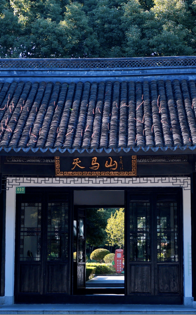 登高赏景！这些五彩山林秘境，等你来打卡