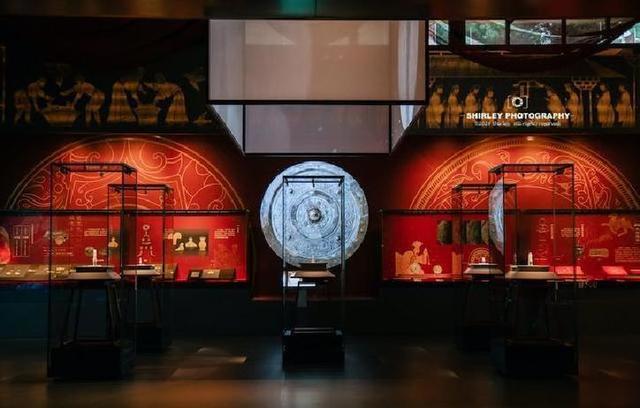 51年前北京勘探石油	，发现万根木桩垒成地宫震惊全国