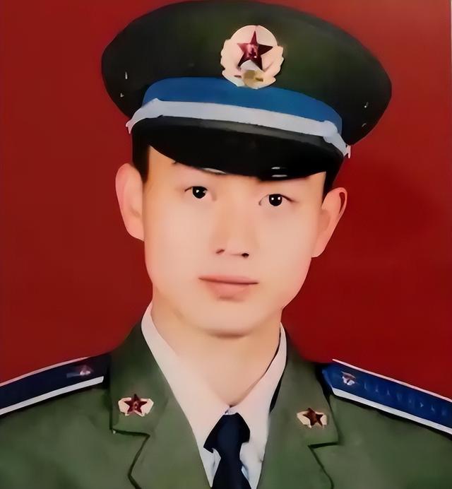 叶光富大校，妻子李璇露面，貌美如花，身份不一般