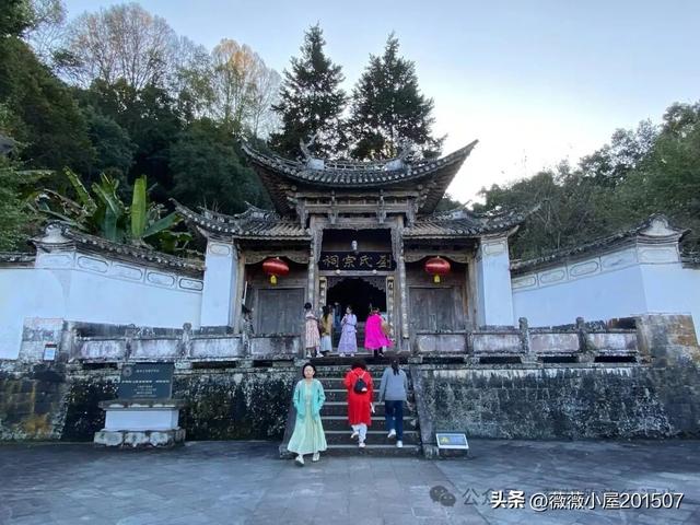 腾冲秘境：火山沉寂，绽放的地质与自然之美