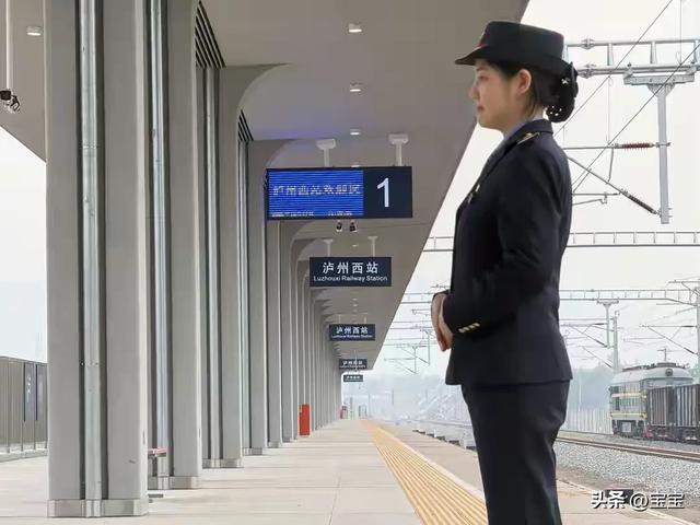 成渝人必看！隆泸叙铁路通车：出海时间省17小时，实用攻略收好