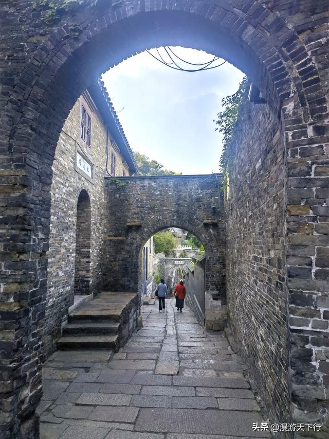 镇江西津渡的看点不在古街，而是云台山上